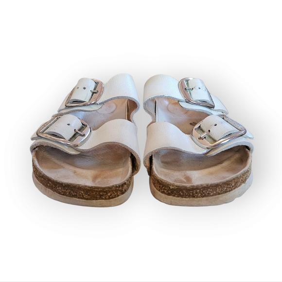 Birkenstock Arizona White Leather Big Buckle Sandals w/Silver Toned Hardware - Picture 3 of 8